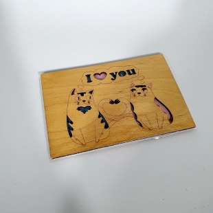 Деревянная открытка I Love You