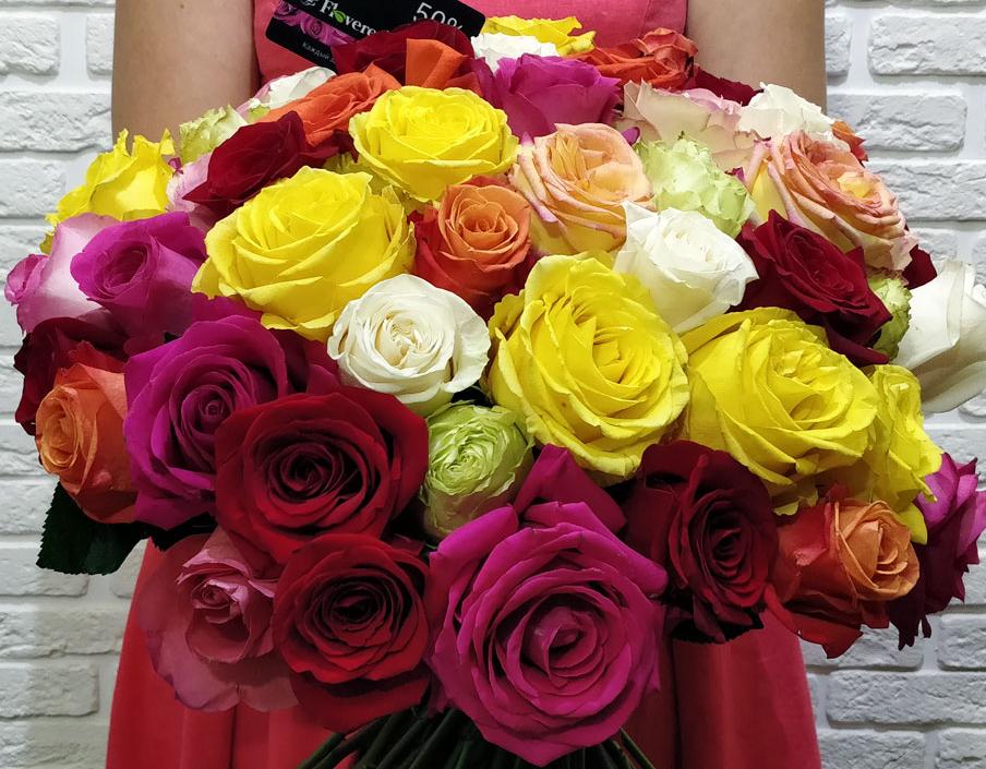 Купить розы микс. Разноцветные розы Эквадор. Микс разноцветных роз. Розы микс "золотой миг".
