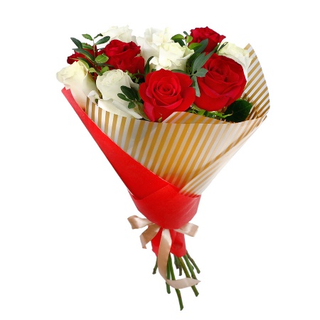 Букет "11 красно-белых роз с писташем в корейской упаковке"