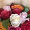 Букет из разноцветных роз