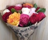 Букет из разноцветных роз