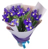 Букет "11 ирисов в крафте"