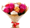 Букет "11 роз микс в крафте"