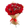 Букет "25 красных роз с гипсофилой в крафте"