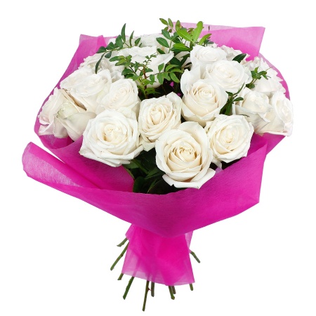 Букет "25 белых роз с писташем в фетре"