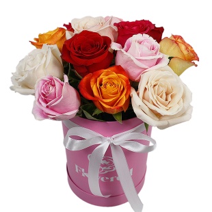 Розы микс в розовой шляпной коробке