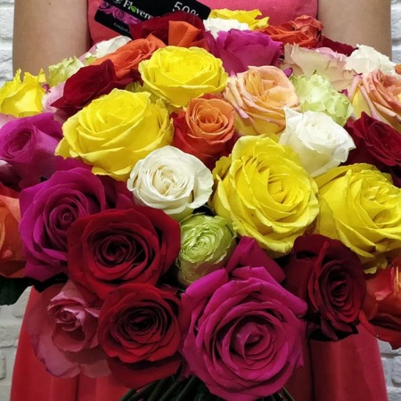 Розы разноцветные микс